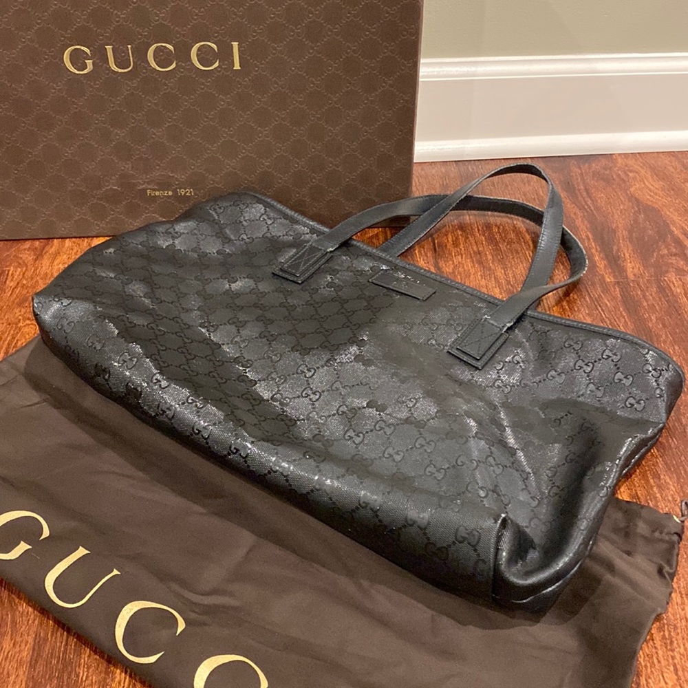 AUTHENTIC Gucci Imprime Bag
